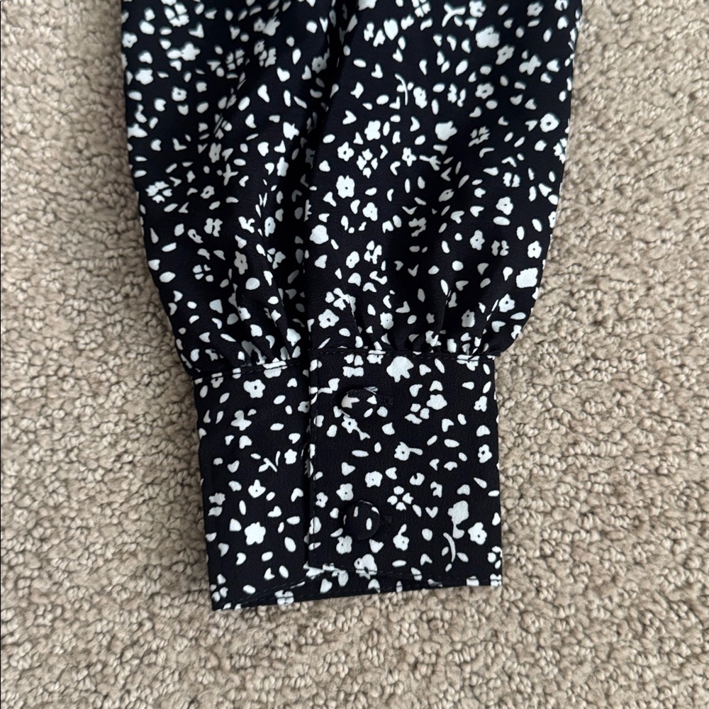 316M RTR Sweet Baby Jamie Black Ditsy Long Sleeve Boho Maxi Dress - Size: XS - Picture 8 of 8